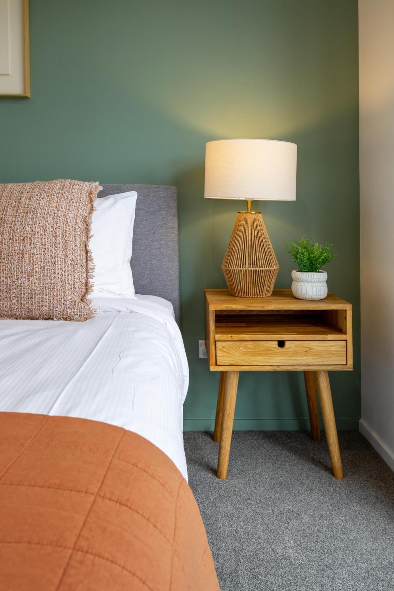 Modern City Lifestyle: 2 Bedroom 1 Bath Christchurch Exterior foto